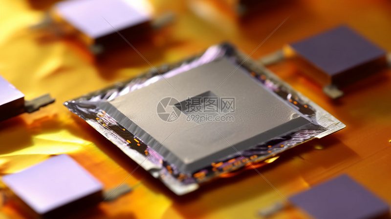 高纯硅片纯度：芯片制造的基石**